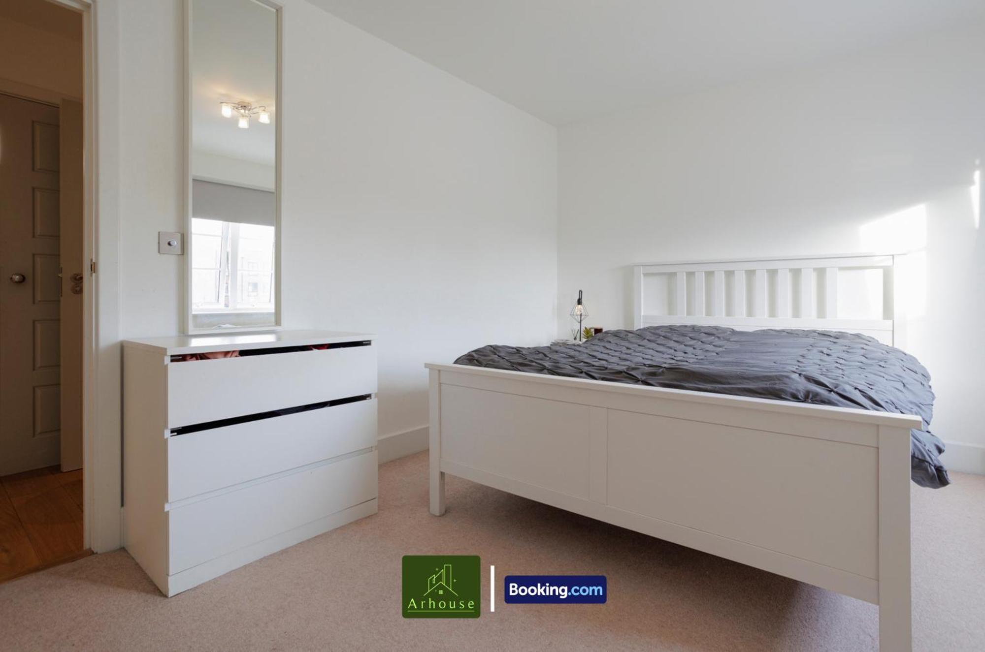 One Bedroom Apartment By Arhouse Apartments Short Lets & Serviced Accommodation Kingston With Free Wifi كنغستون أبون تامْسْ المظهر الخارجي الصورة